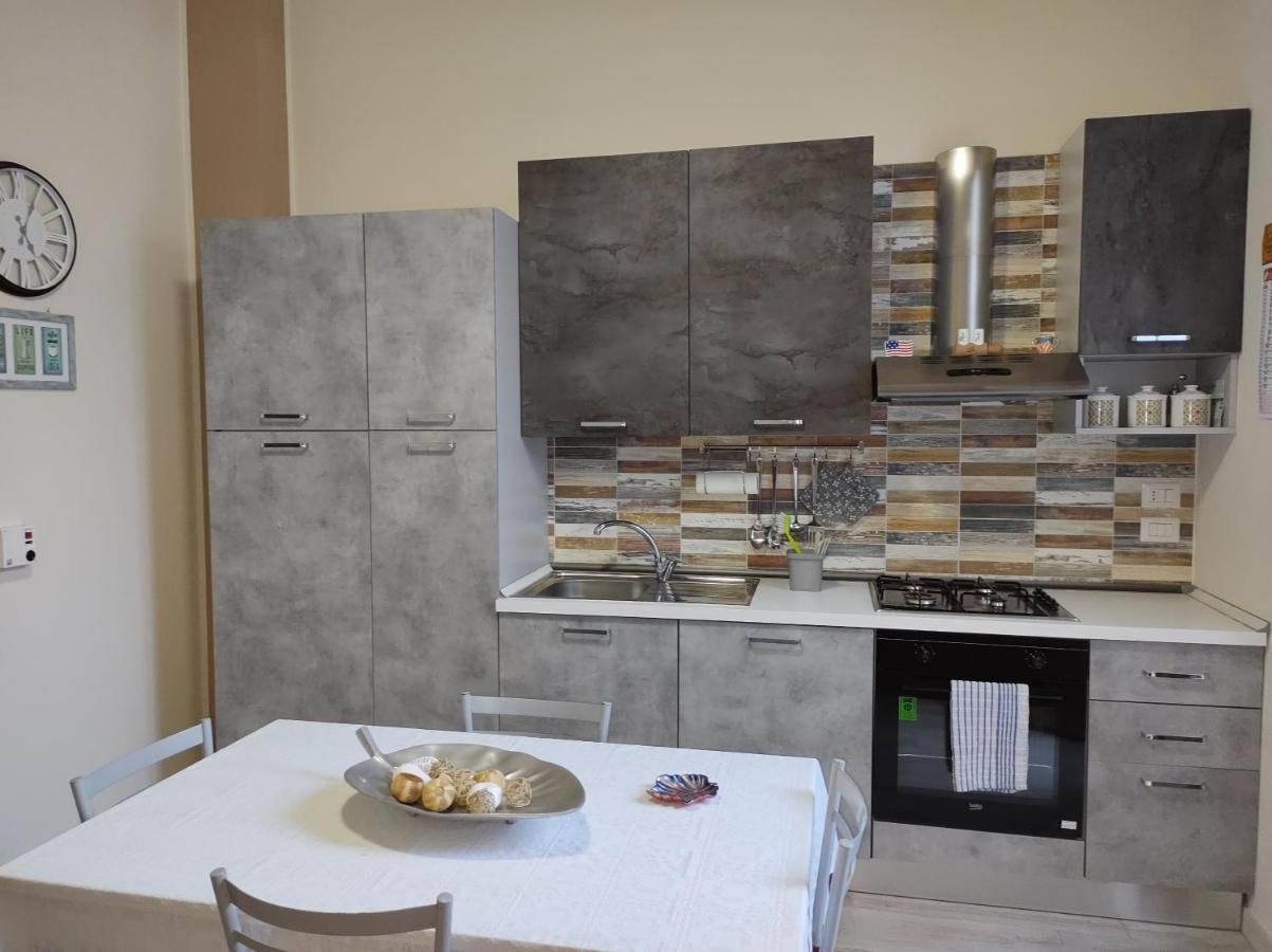 Casa Ninetta Apartman Riposto Kültér fotó